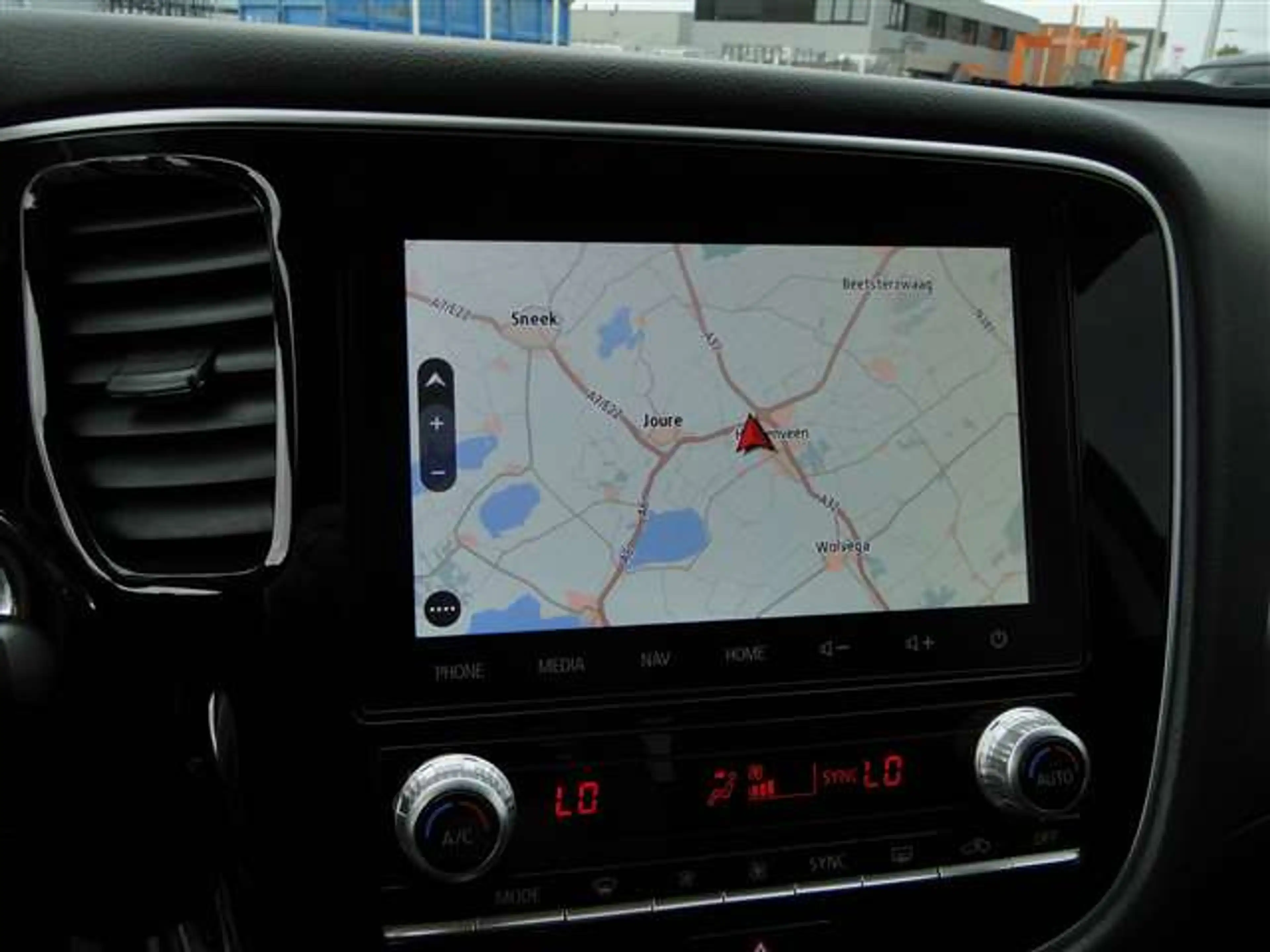 Mitsubishi Outlander 2.4 DOHC MIVEC PHEV 240pk | RIJKLAARPRIJS | TREKHA — photo 9