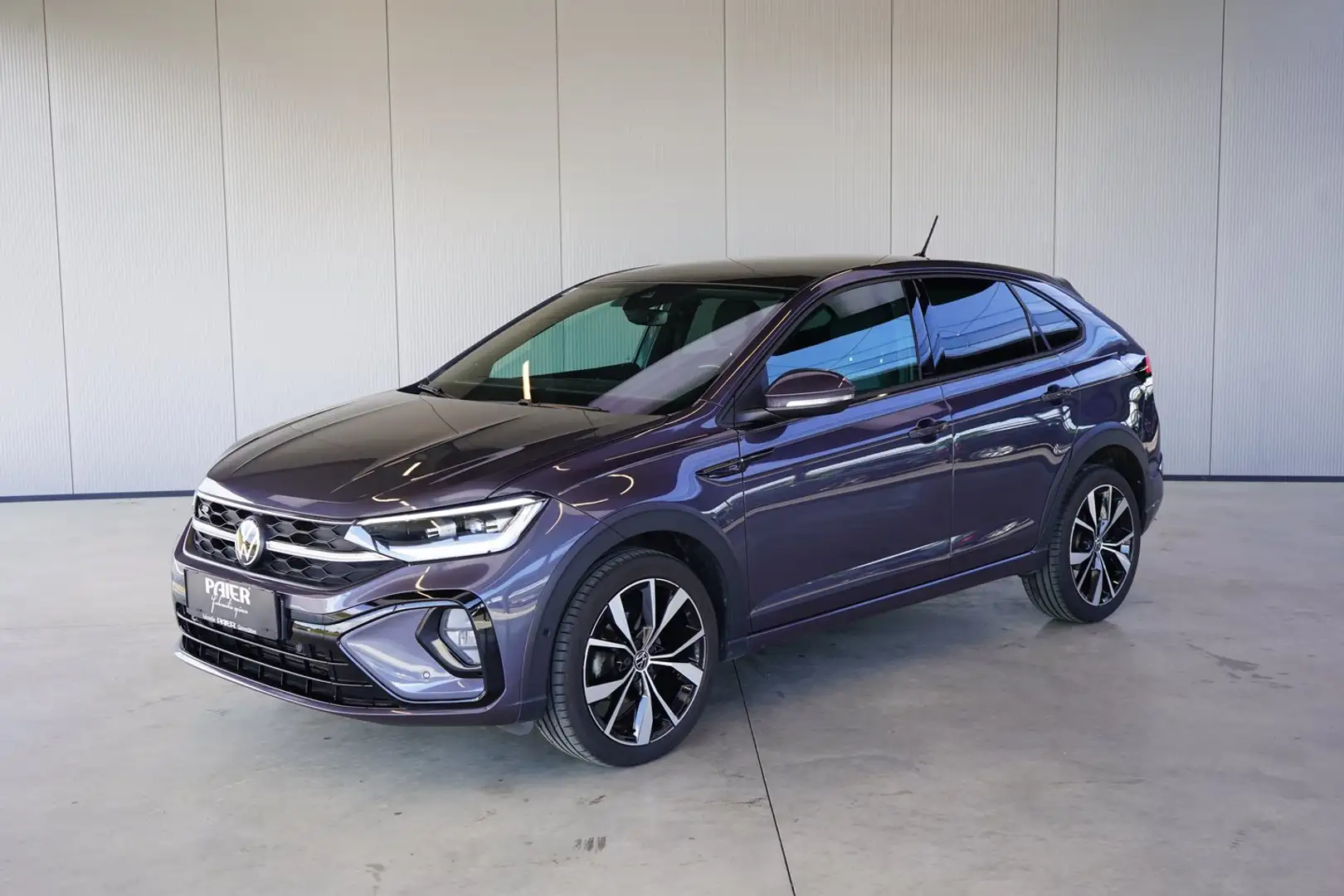 Volkswagen Taigo R-Line TSI DSG Grau - 2
