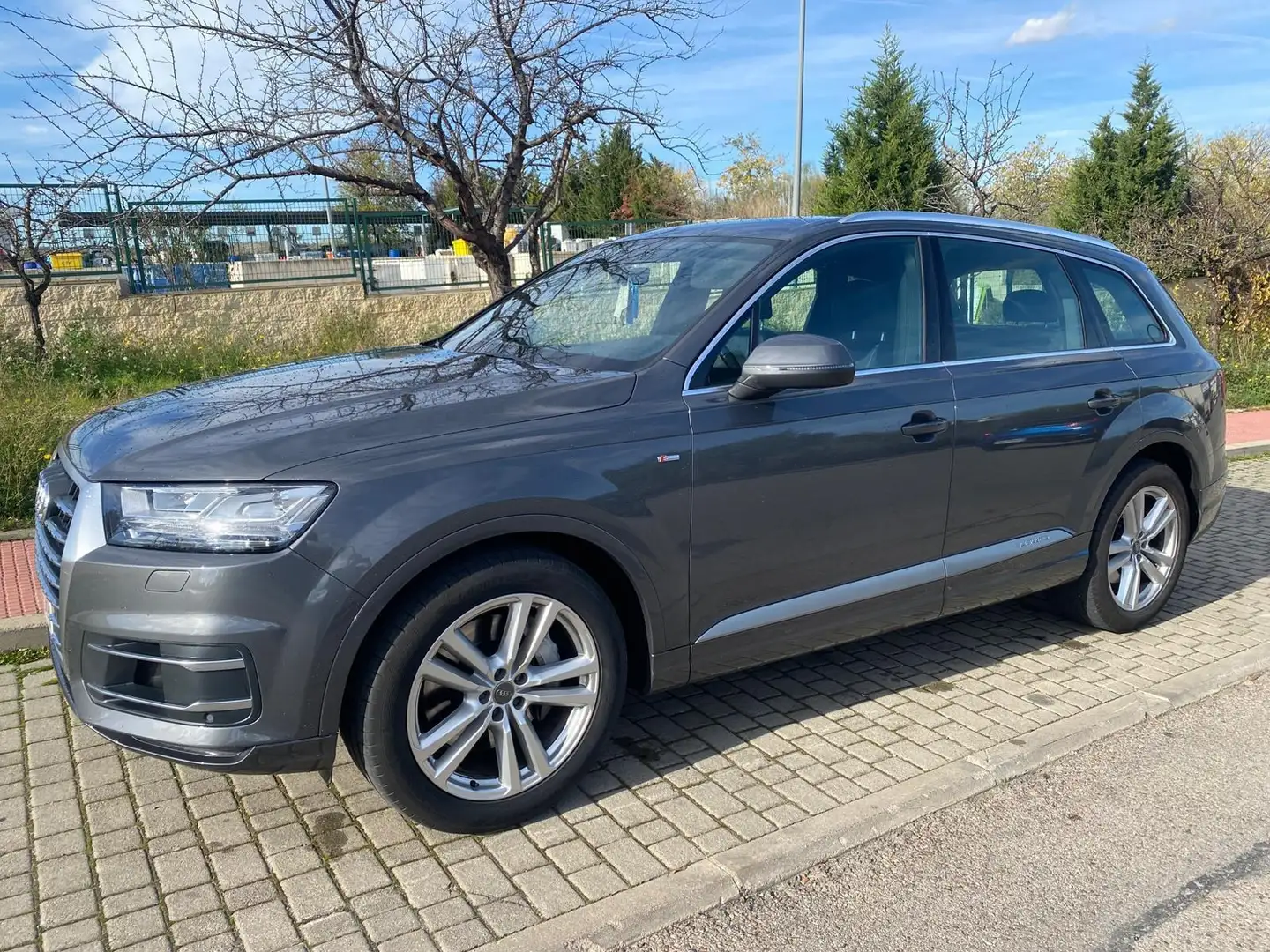 Audi Q7 3.0TDI design quattro tiptronic 200kW Gris - 1