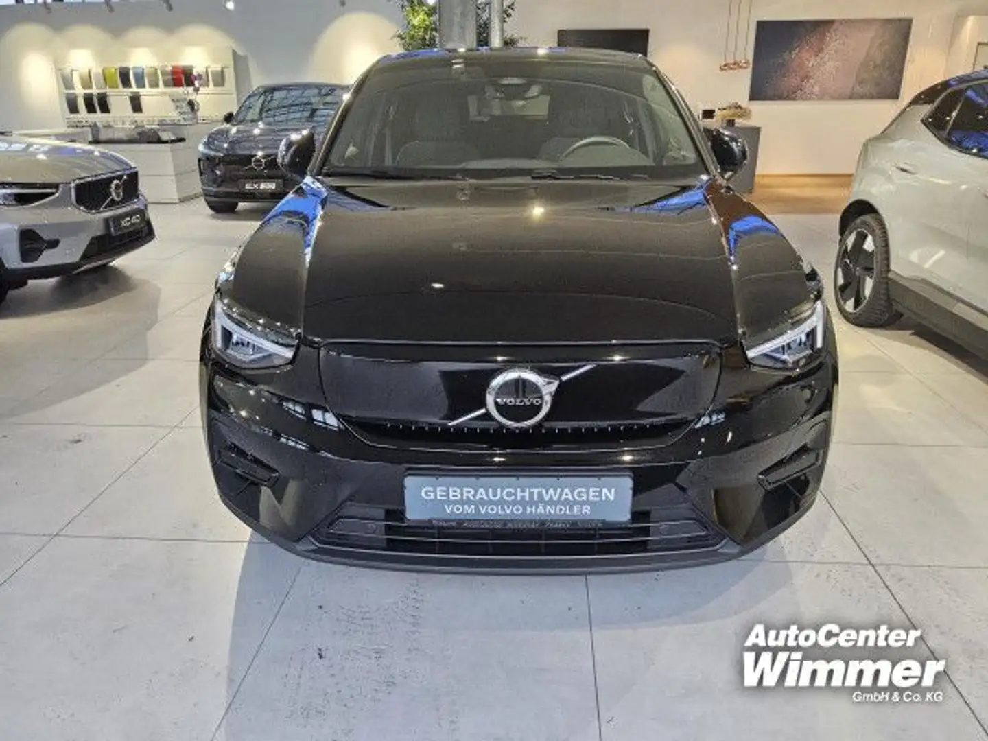 Volvo C40 Recharge 69 kWh Single Motor RWD Core+ Winter Schwarz - 2