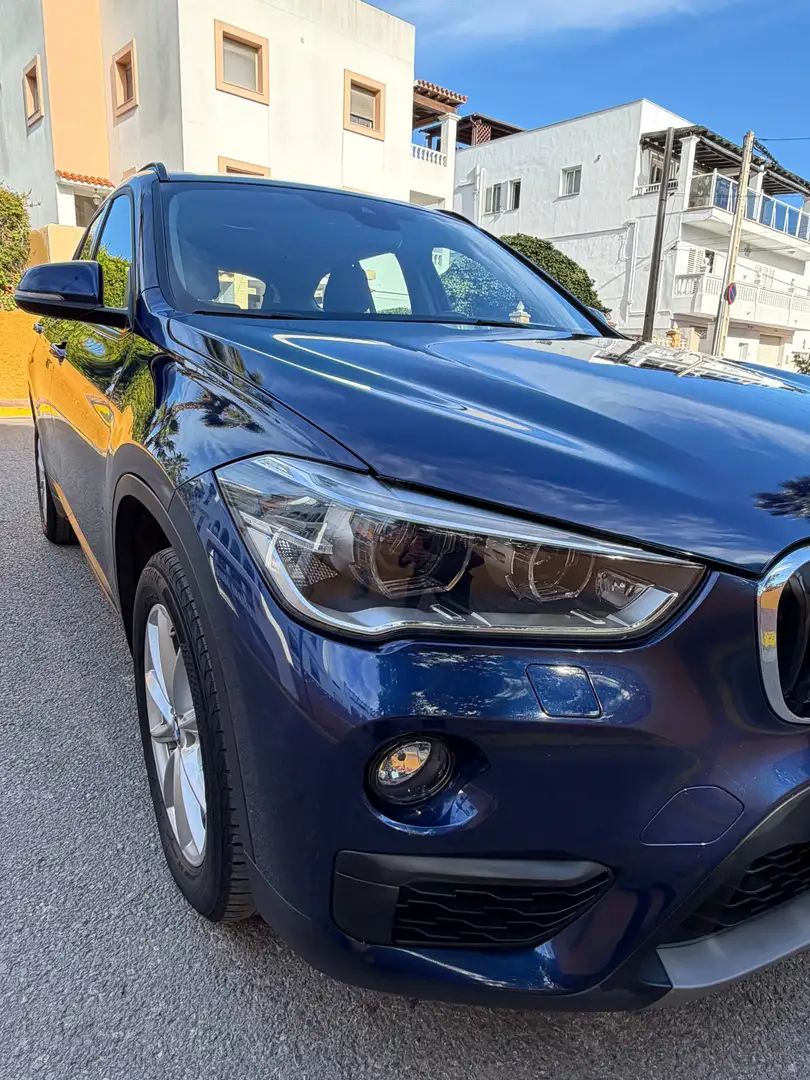 BMW X1 X1 sDrive 20dA Azul - 2