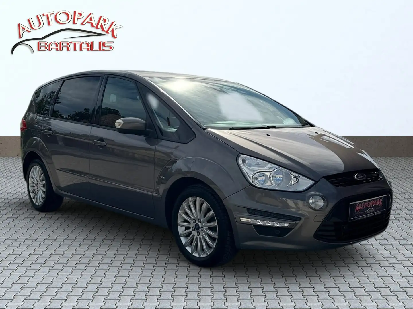 Ford S-Max Business Plus 2,0 TDCi Bruin - 2
