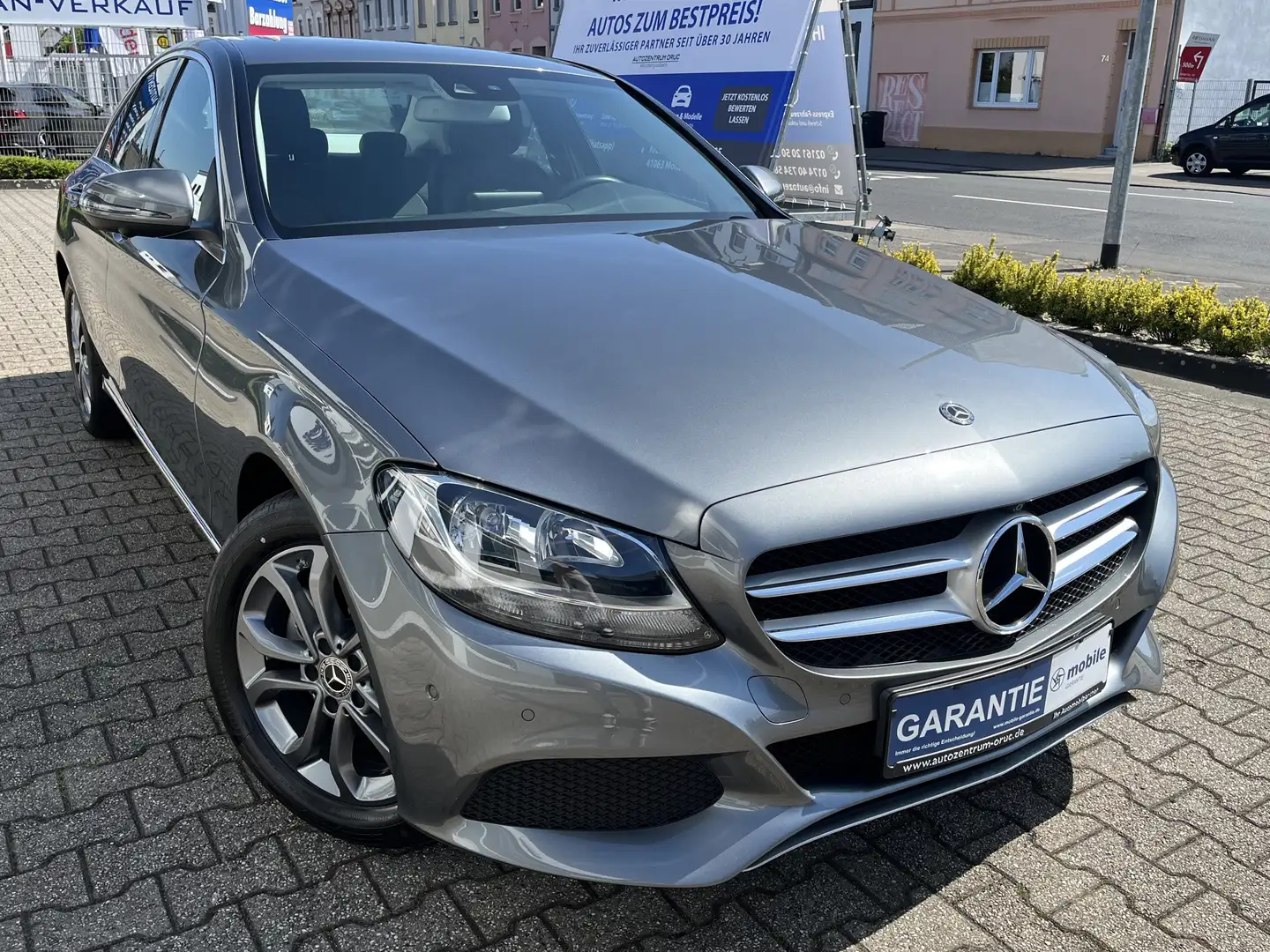 Mercedes-Benz C 180 Avantgarde*Navi*Klima*360°Kamera* Grau - 2