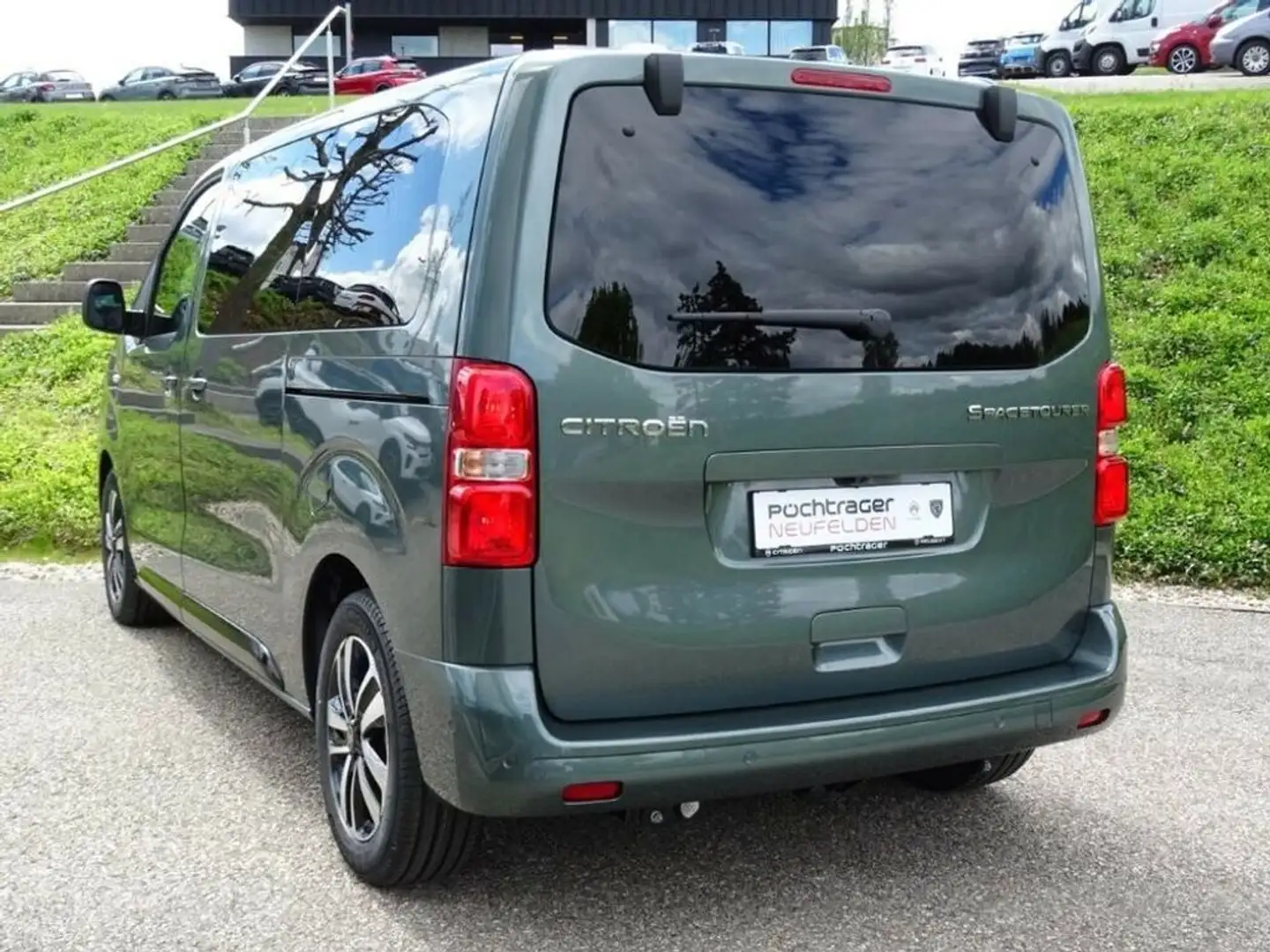 Citroen Spacetourer BHDi 180 EAT8 Bus. Lounge - Leasing! Grün - 2
