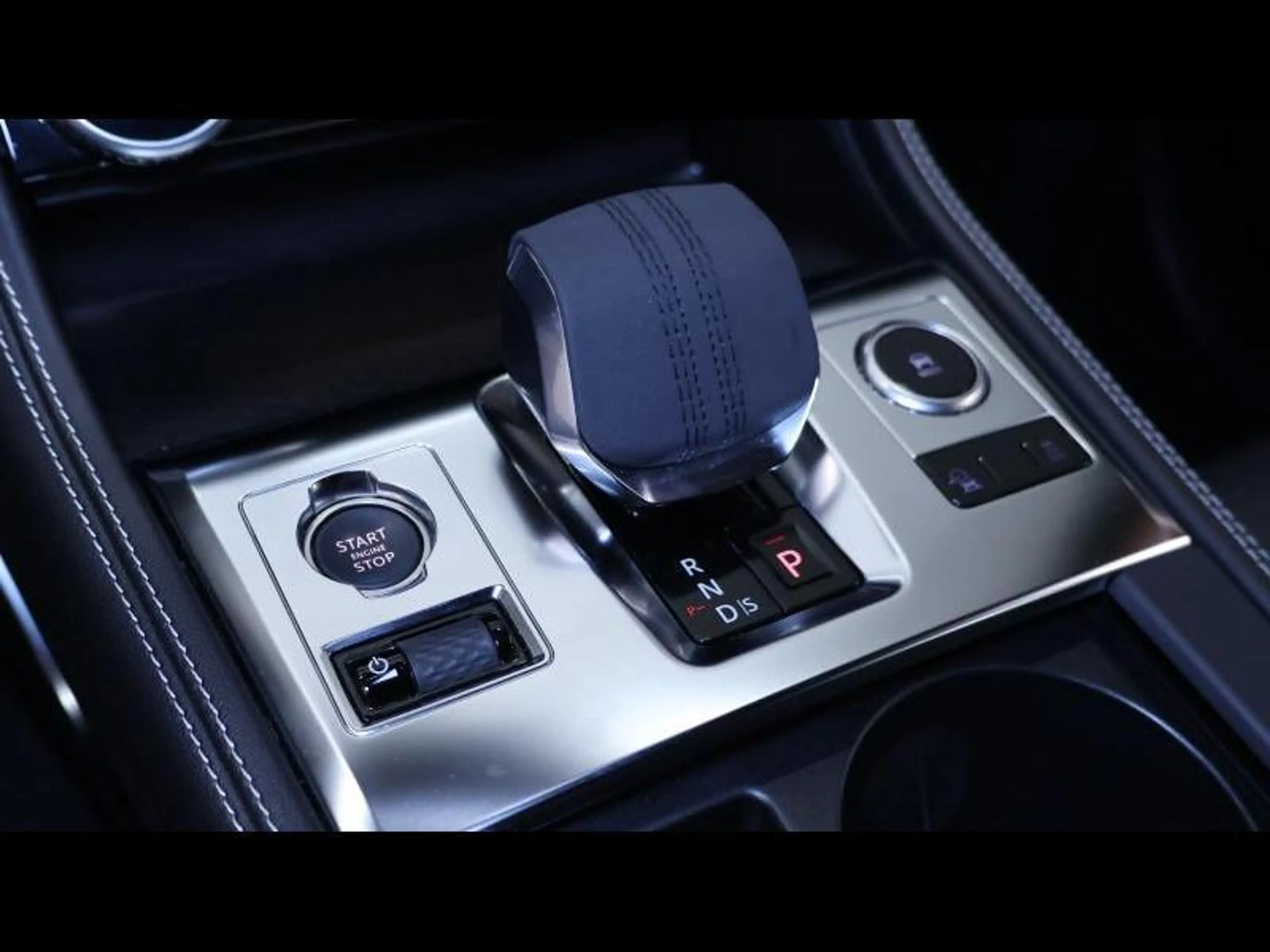 Jaguar F-Pace D165 S R-Dynamic S AWD Auto — photo 14