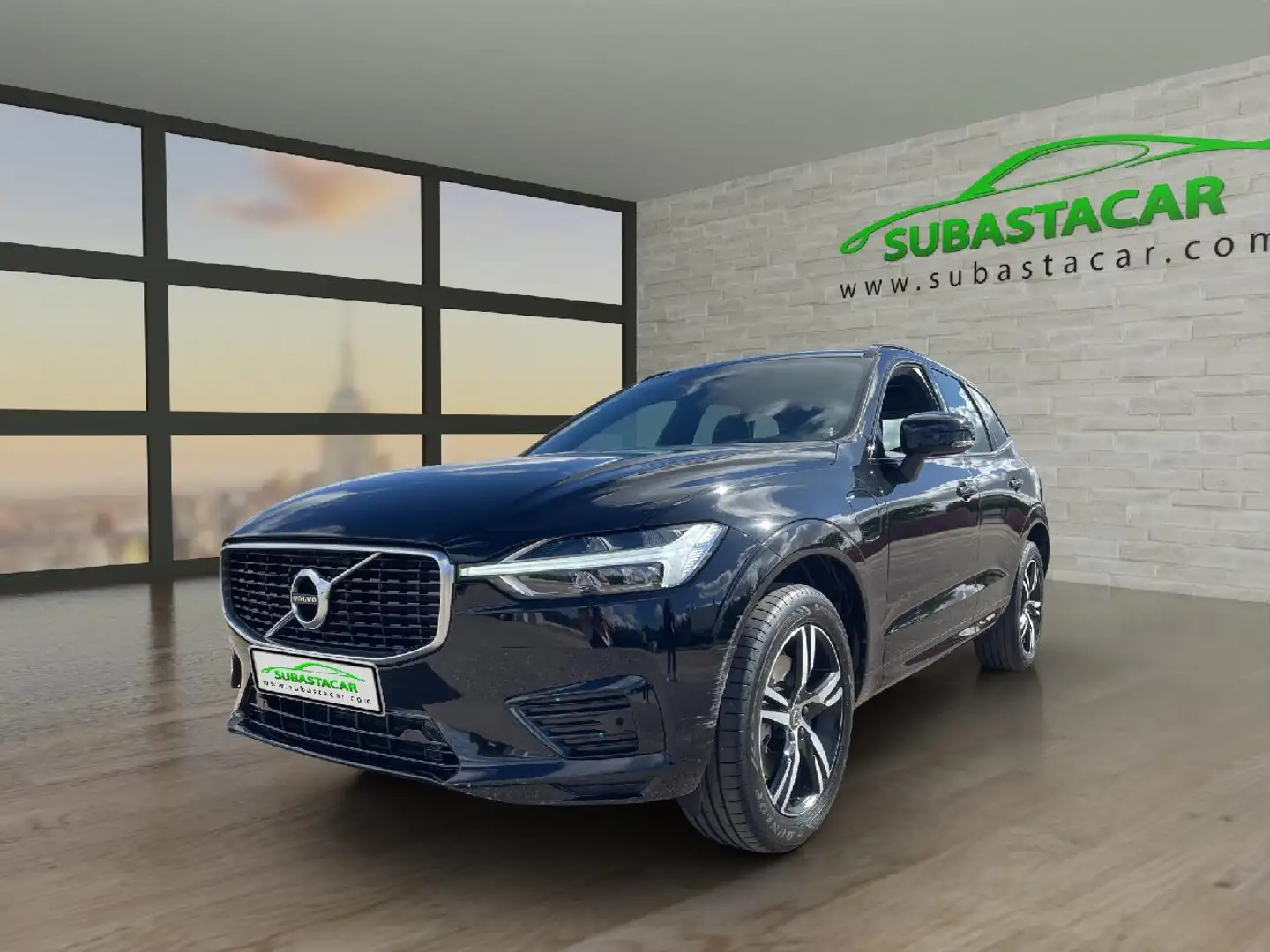 Volvo XC60 2.0 T8 AWD R-Design Auto Zwart - 1
