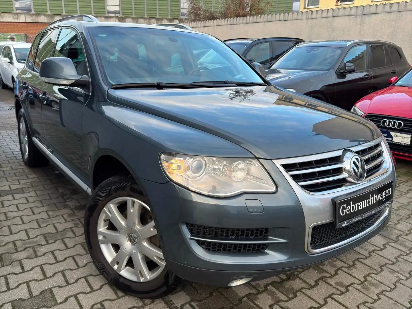 Volkswagen Touareg 3,0  V6 TDI Tiptronic Luft Xenon Leder Gris - 1