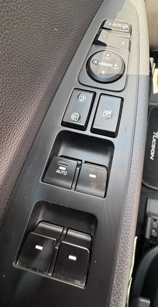 Hyundai TUCSON Tucson 2.0 CRDi 2WD NAVI CAM CRUISE ATT REM — photo 15