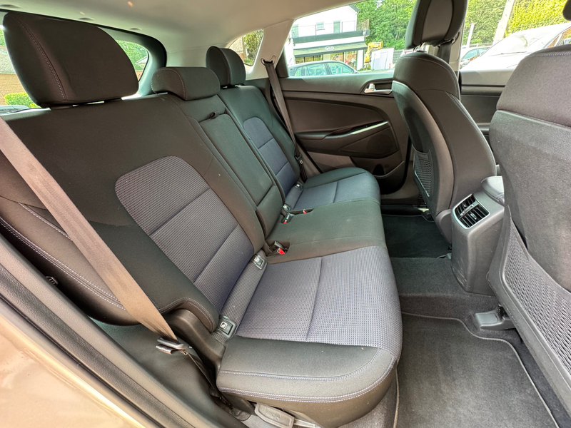 Hyundai TUCSON Tucson 2.0 CRDi 2WD NAVI CAM CRUISE ATT REM — photo 7