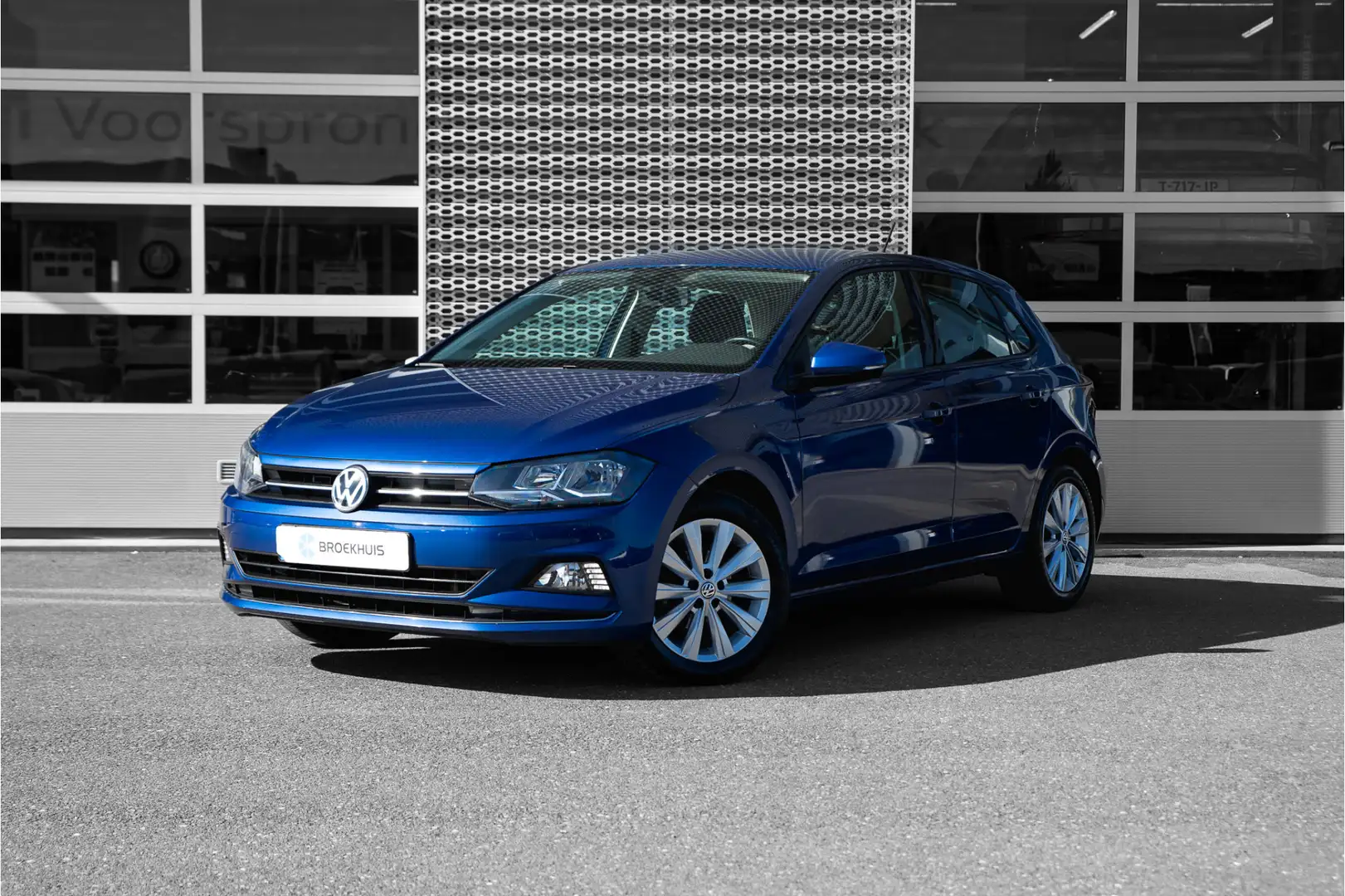 Volkswagen Polo 1.0 TSI Highline DSG | Automaat | Clima | Camera | Blauw - 1