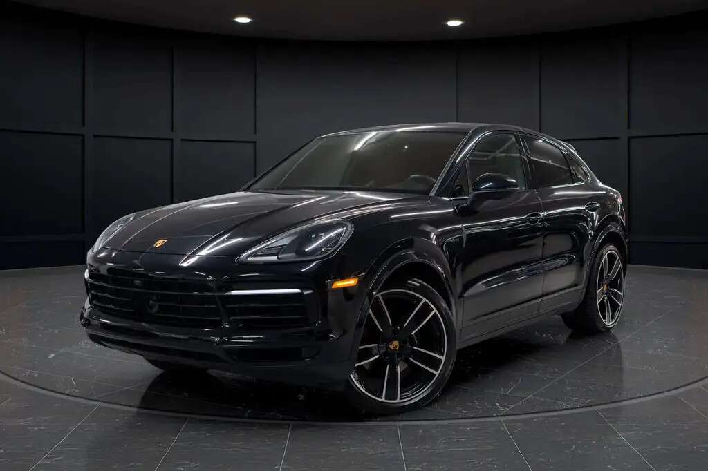 2022 Porsche Cayenne Coupe