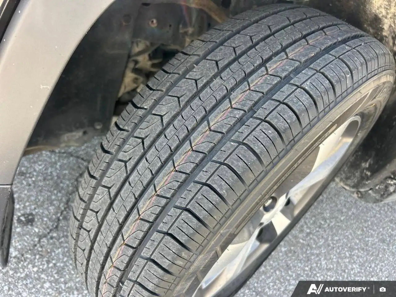 Jeep Cherokee снимка Jeep Cherokee
