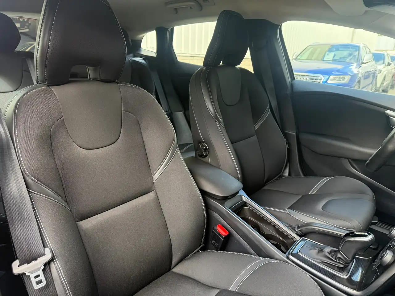Volvo V40 — photo 18 sur 43