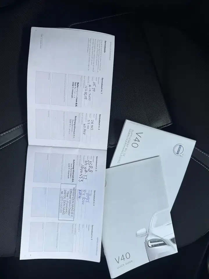 Volvo V40 — photo 42 sur 43