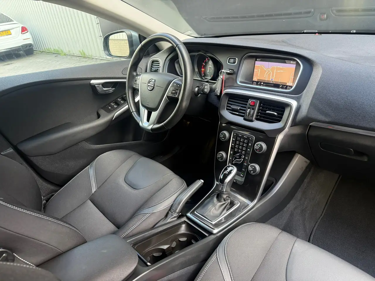 Volvo V40 — photo 21 sur 43