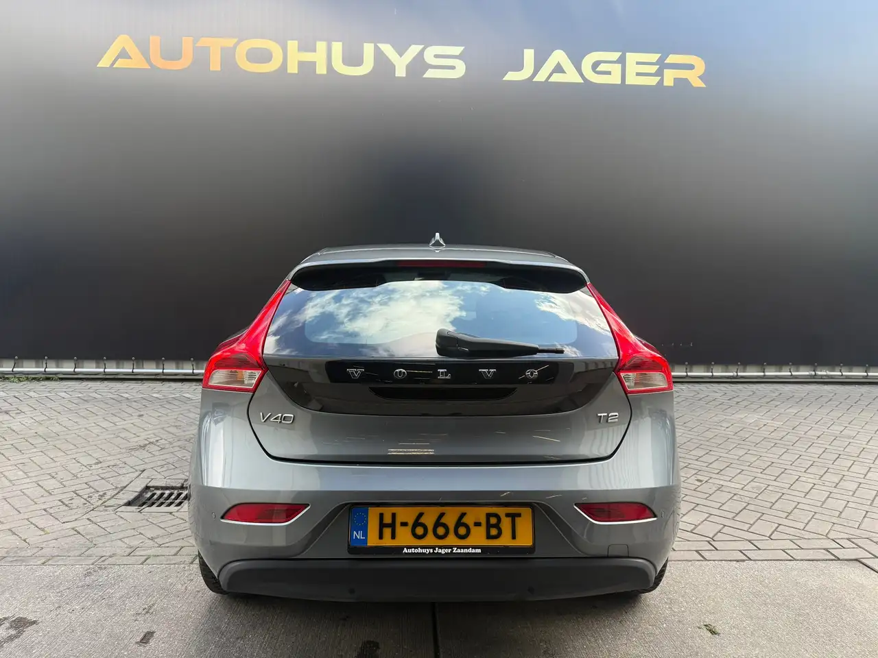 Volvo V40 — photo 5 sur 43