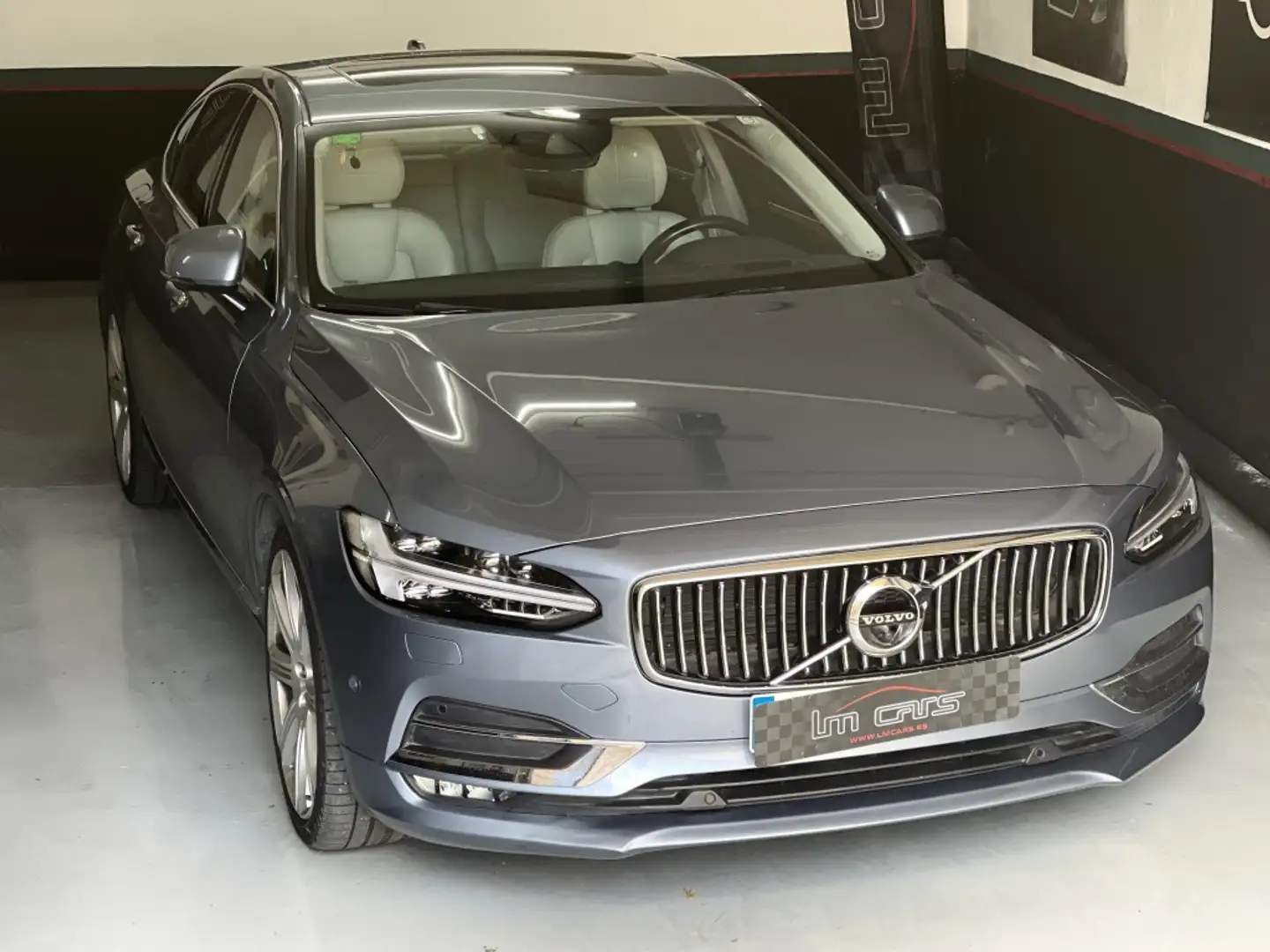 Volvo S90 D5 Inscription AWD Aut. 18 Modrá - 1