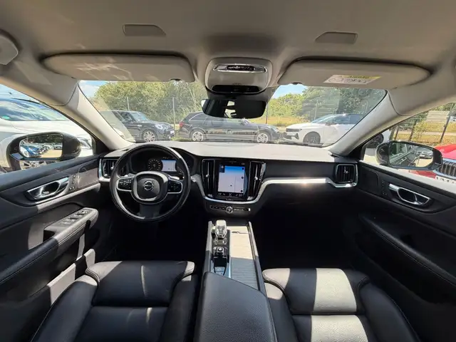 Volvo V60 view 7
