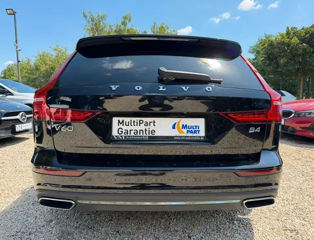 Volvo V60 view 5