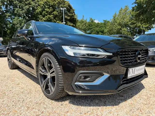 Volvo V60 view 3