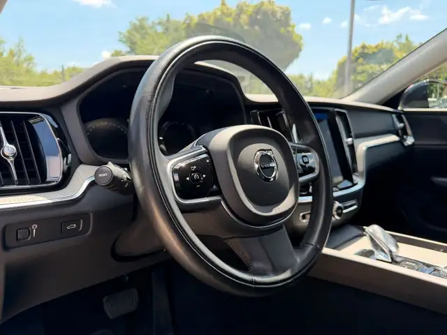 Volvo V60 view 8