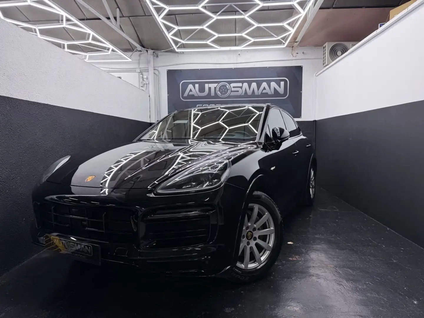Porsche Cayenne E-Hybrid Platinum Edition Negro - 1