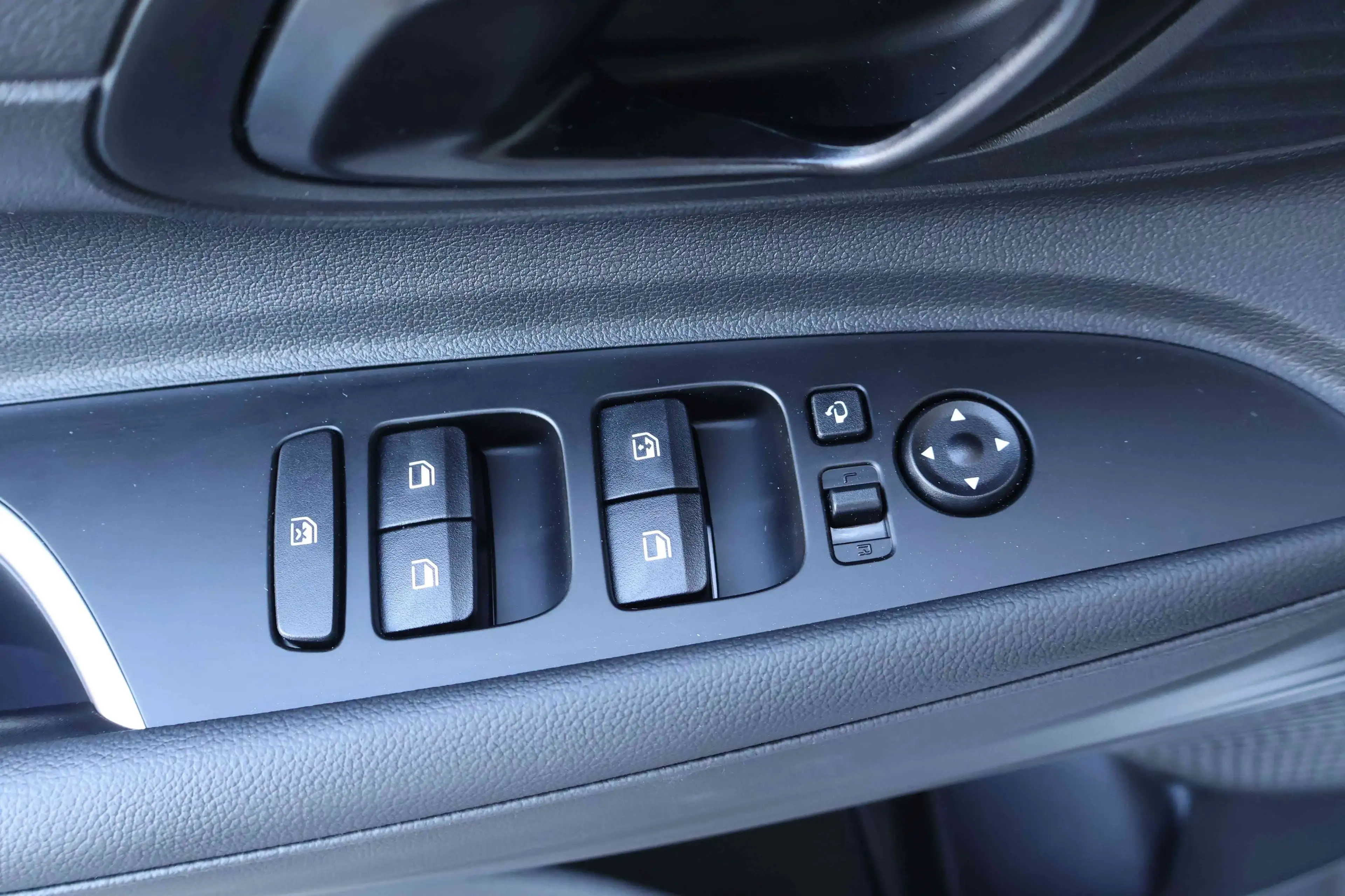 Hyundai BAYON (29.12.2020-) Bayon Comfort Line 1.0 T-GDI y6bc1-O — photo 10