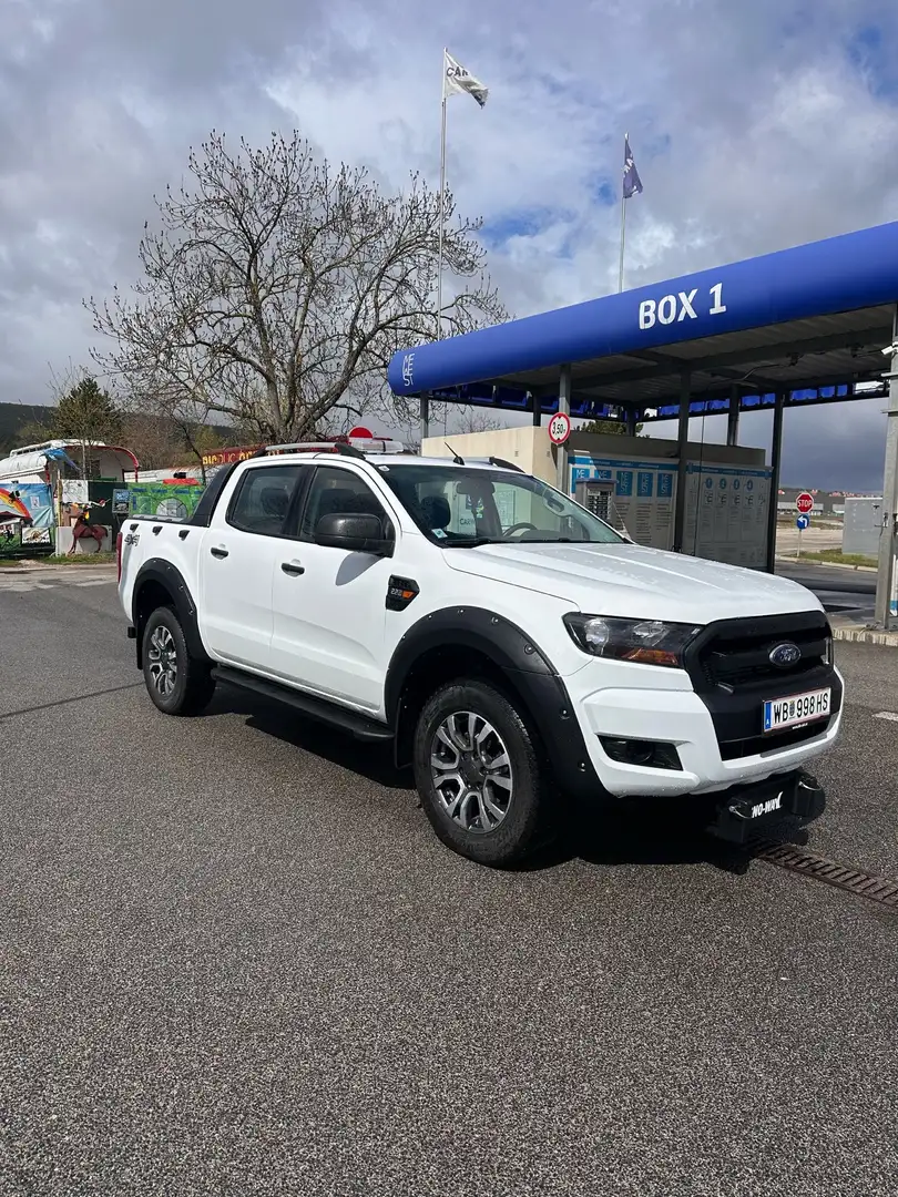 Ford Ranger 2,2 TDCi Weiß - 2