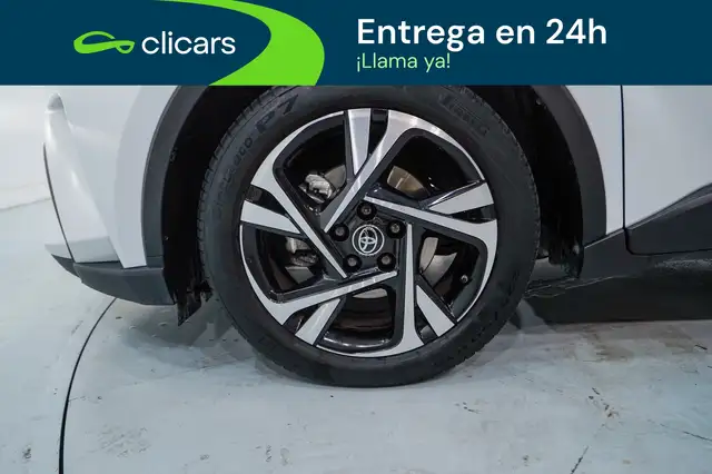 Toyota C-HR view 11