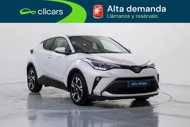 Toyota C-HR view 3