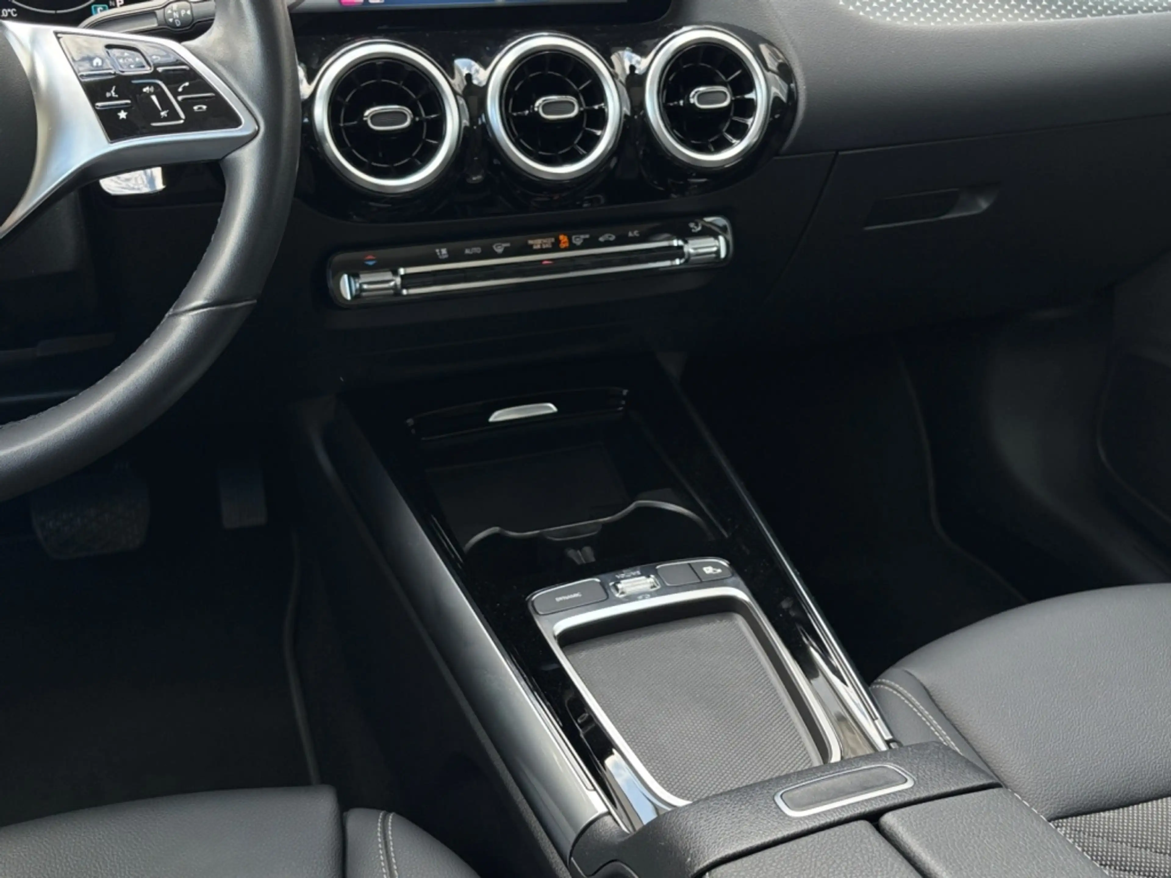 Mercedes-Benz B 200 PROGRESSIVE|MBUX|SHZ|AHK|KAM|KEYL|LED|PANO — photo 8