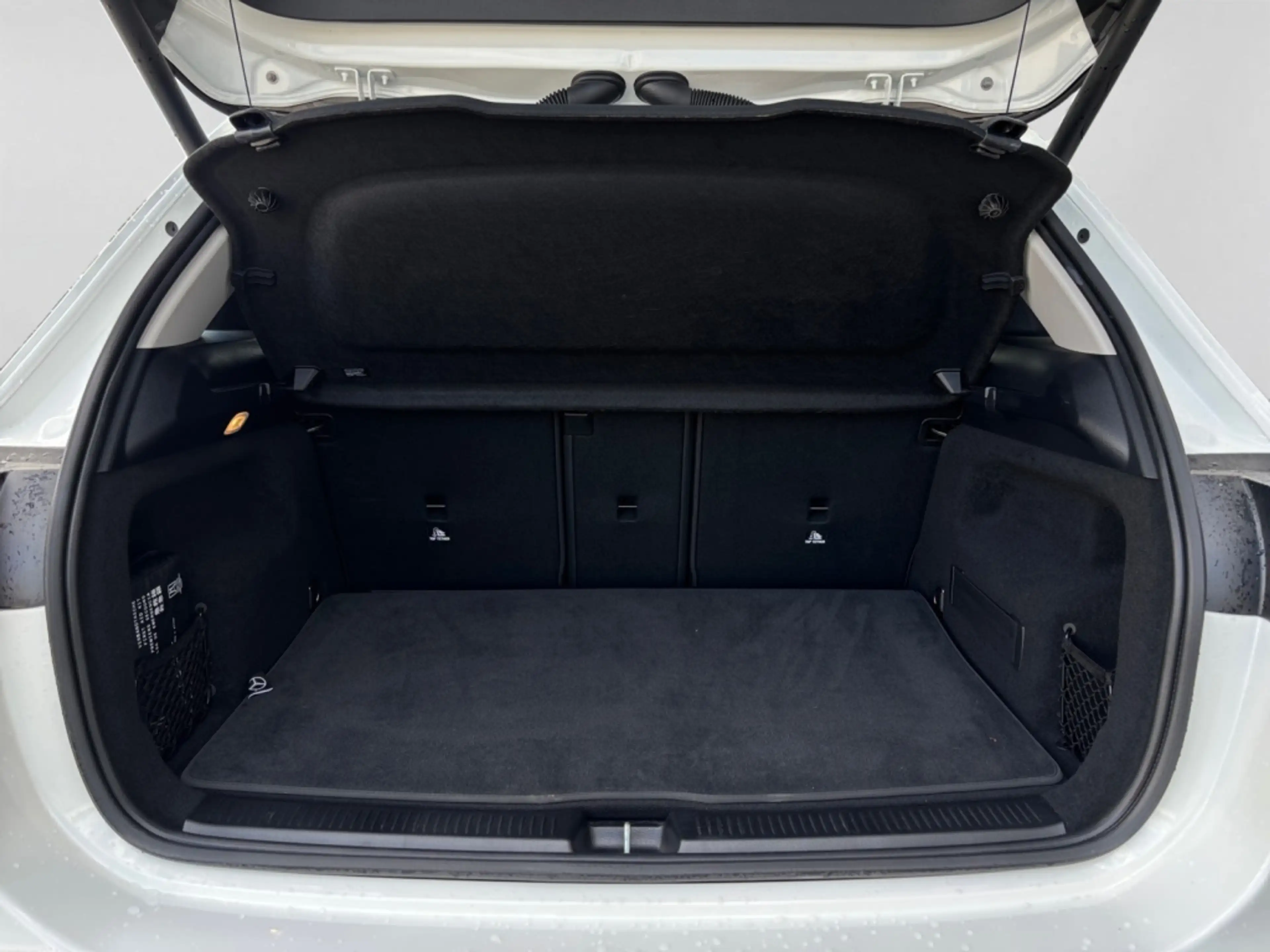 Mercedes-Benz B 200 PROGRESSIVE|MBUX|SHZ|AHK|KAM|KEYL|LED|PANO — photo 13
