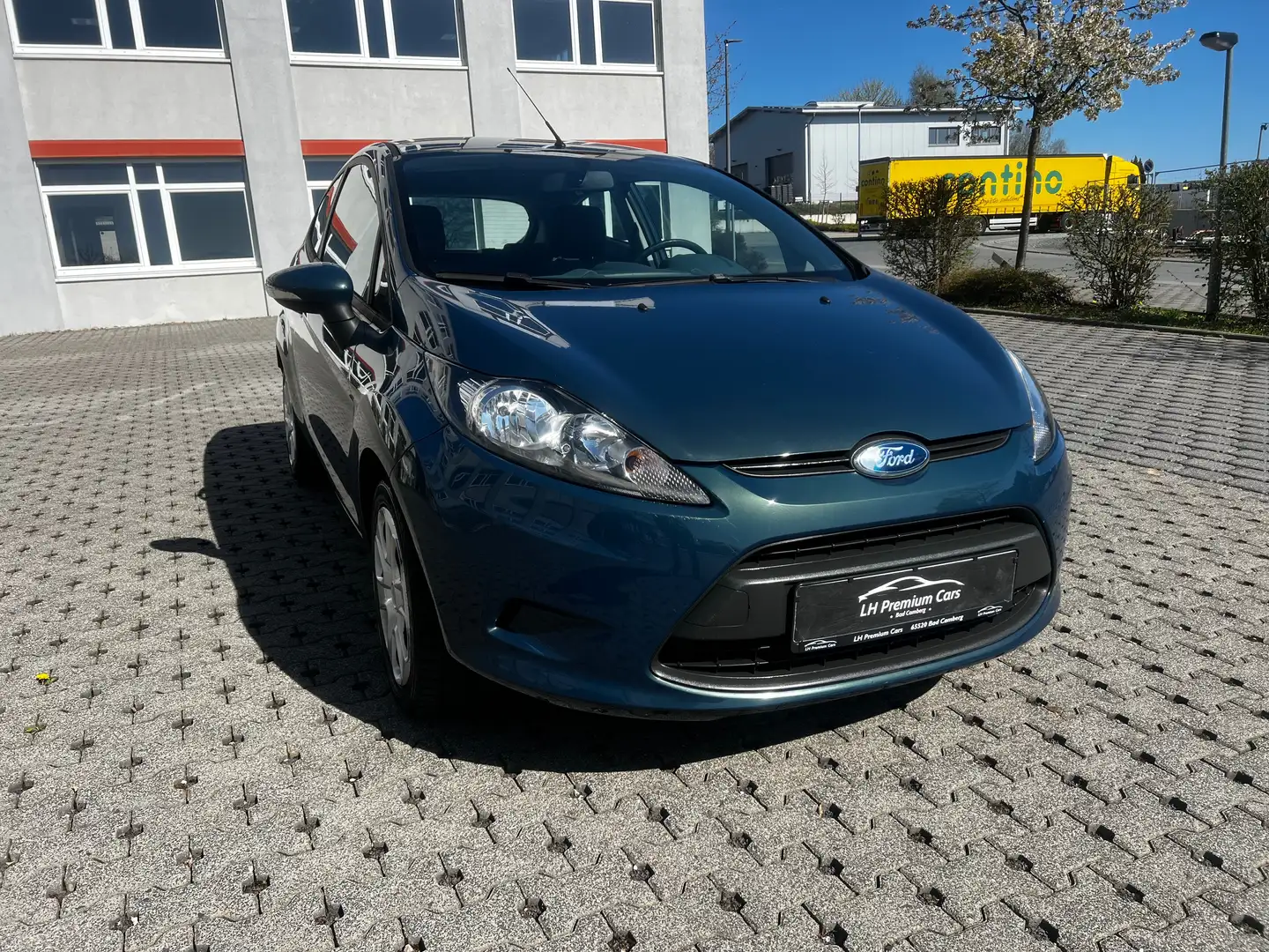 Ford Fiesta 1.25 Trend Verde - 1