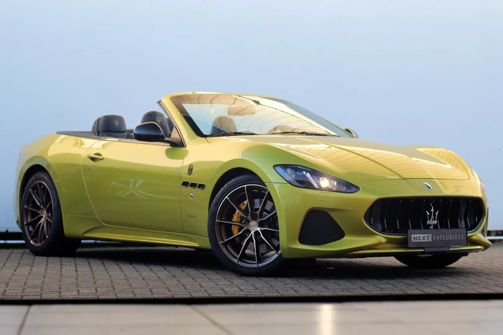 Maserati GranCabrio 4.7 Sport | AM Kleur | 1-1 | Carbon | Carplay Gelb - 2