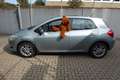 Toyota Auris Life 1.Hand original 77.200 km Silber - thumbnail 2