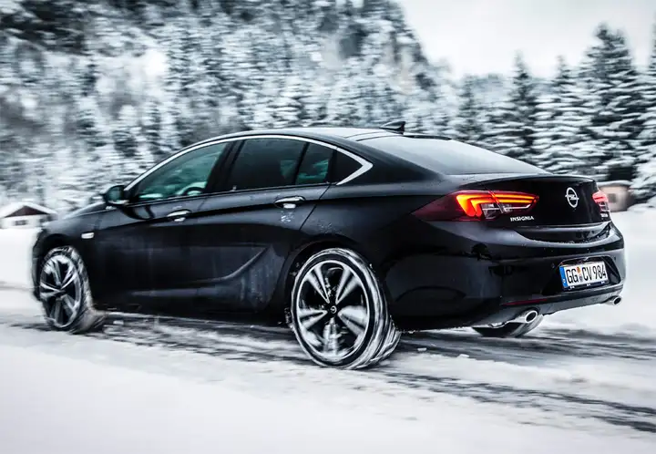Opel Insignia ST - INNOVATION 1.6 CDTI S/S 2020, foto 17