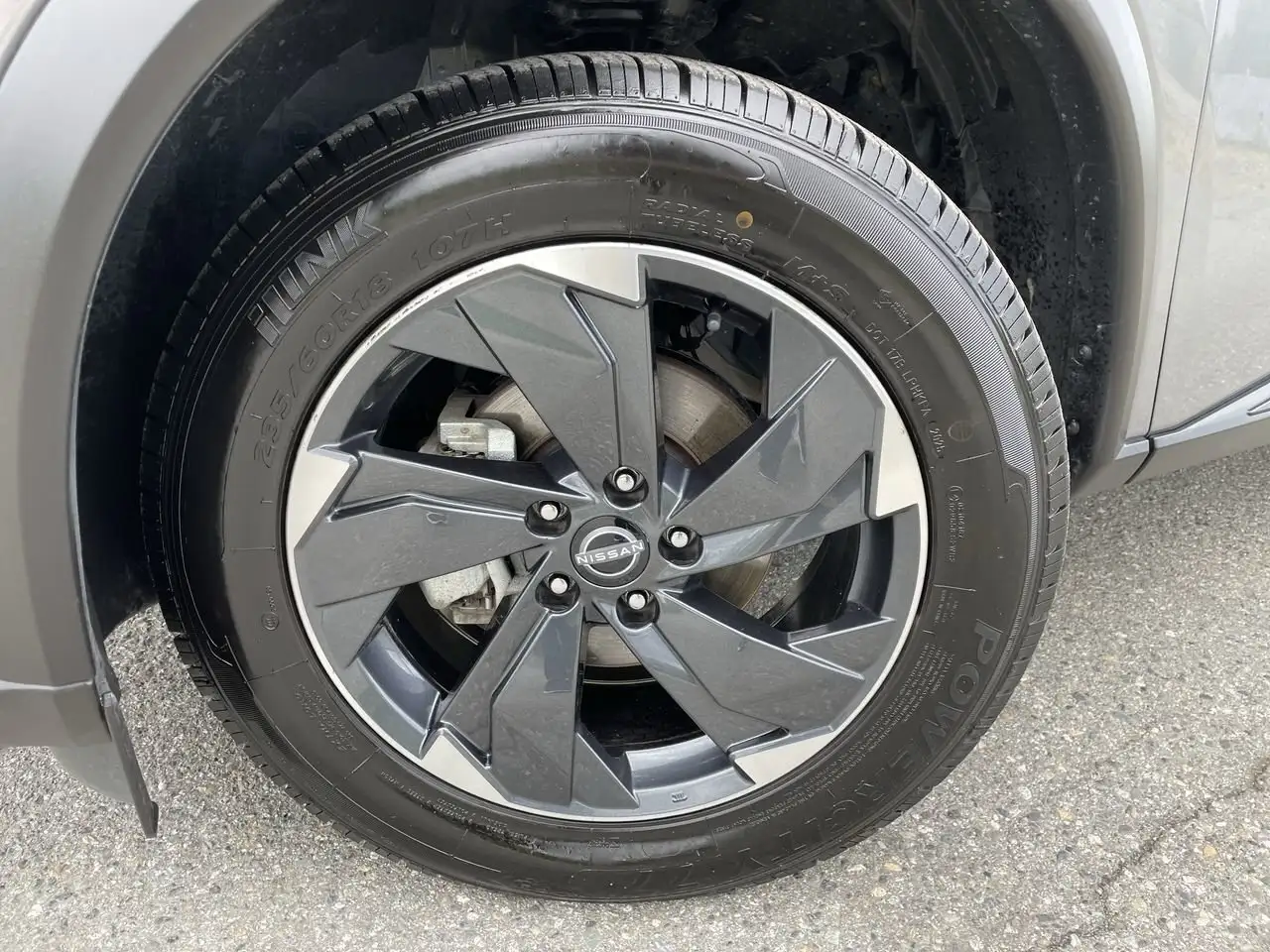 Nissan Rogue снимка Nissan Rogue