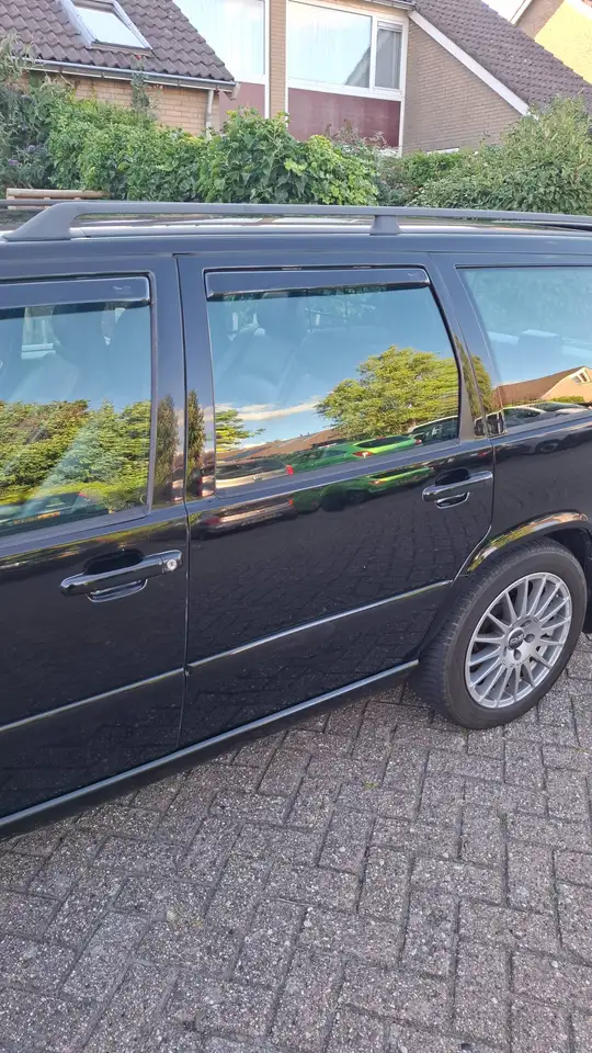 Volvo V70 2.0 Luxury-Line, foto 3