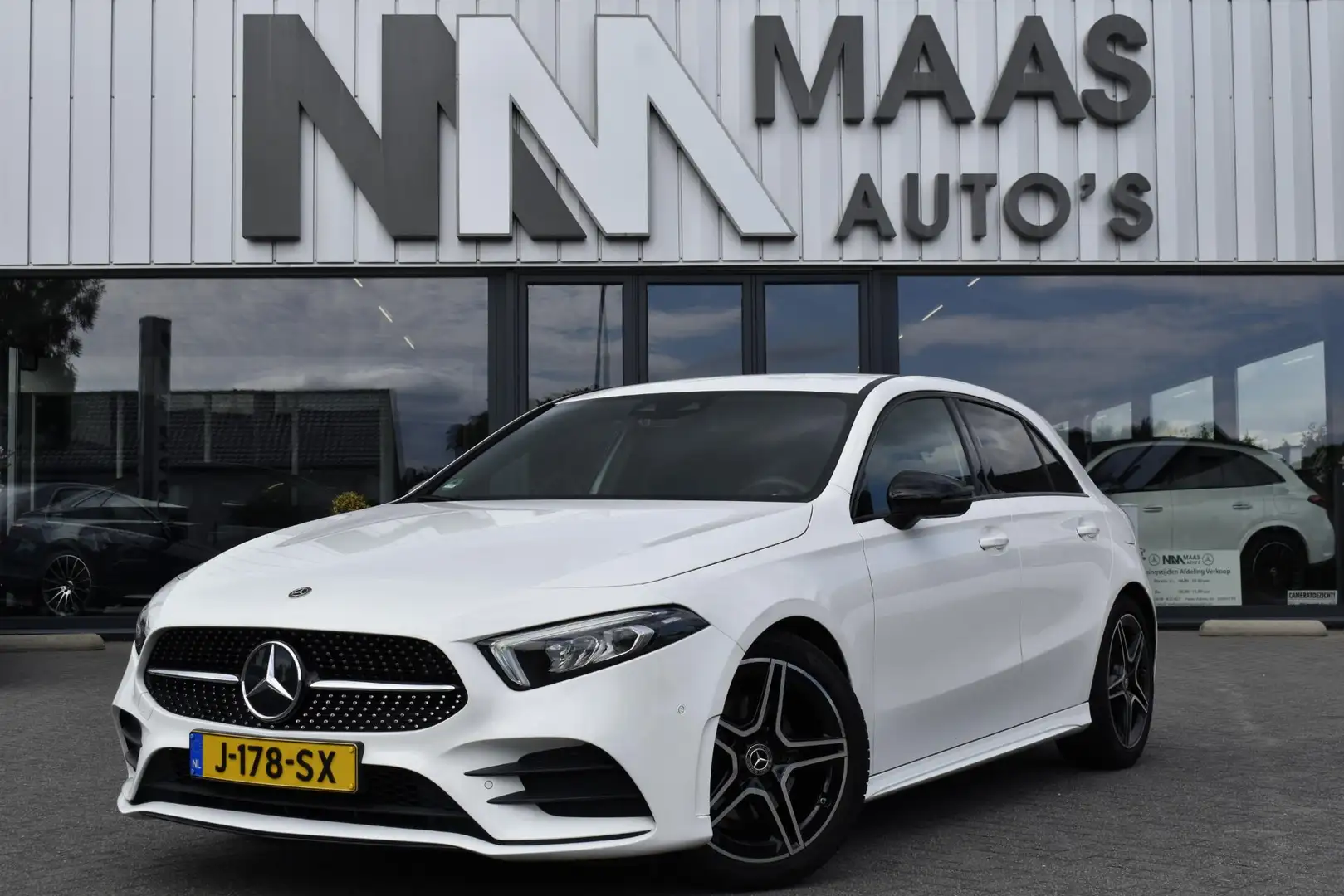 Mercedes-Benz A 180 AMG Night-Pakket Bianco - 1