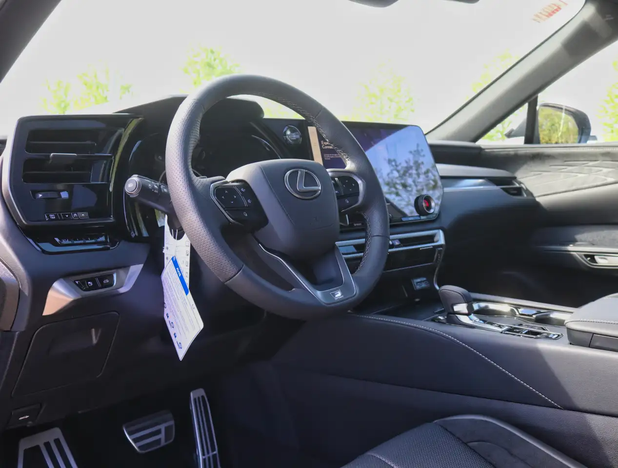 Lexus RX photo Lexus RX