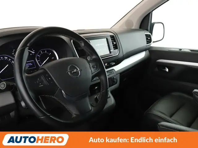 Opel Zafira Life view 11