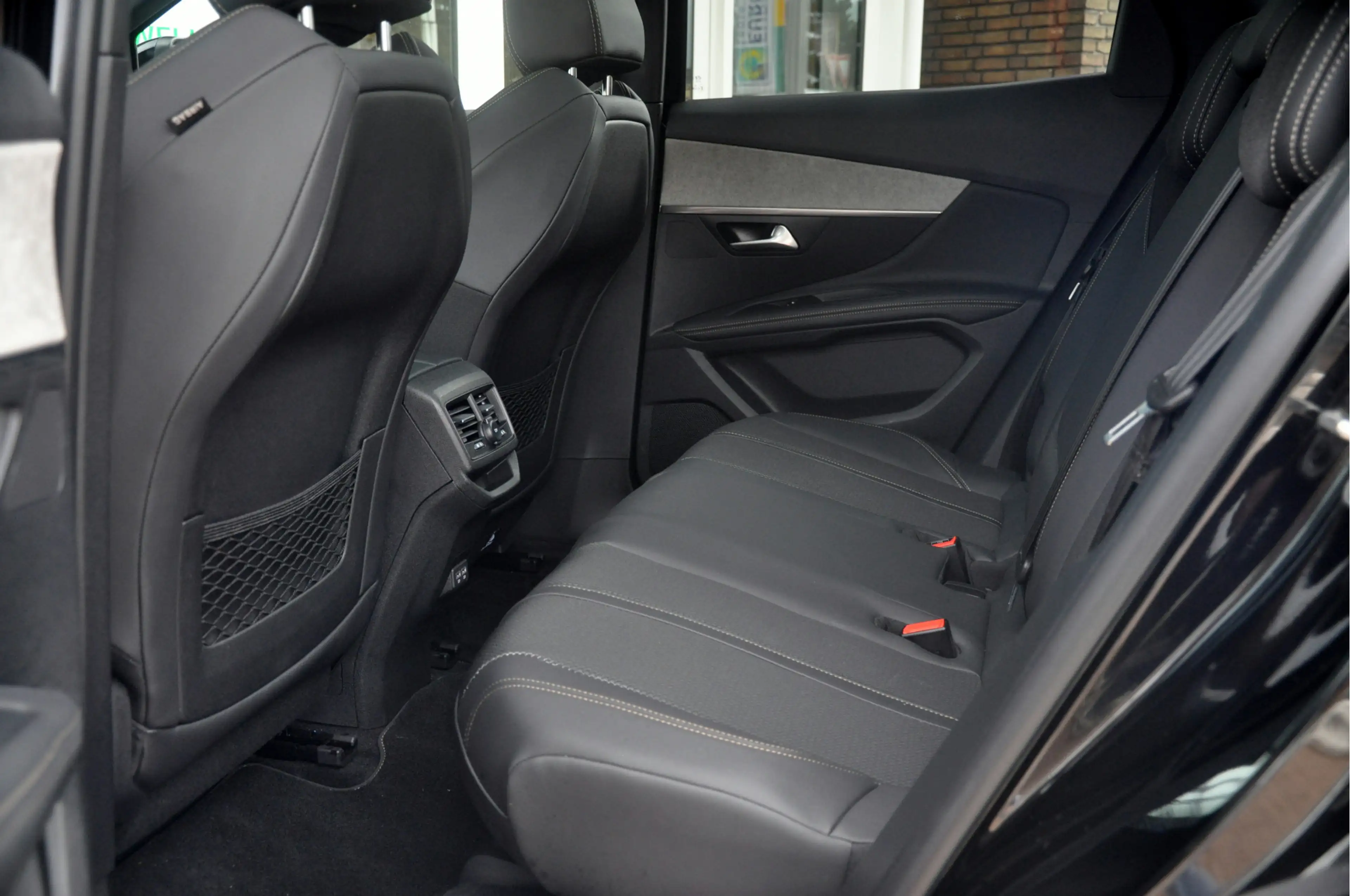 Peugeot 3008 1.2 PureTech 130 PK GT | Panoramadak | Black Pack — photo 13