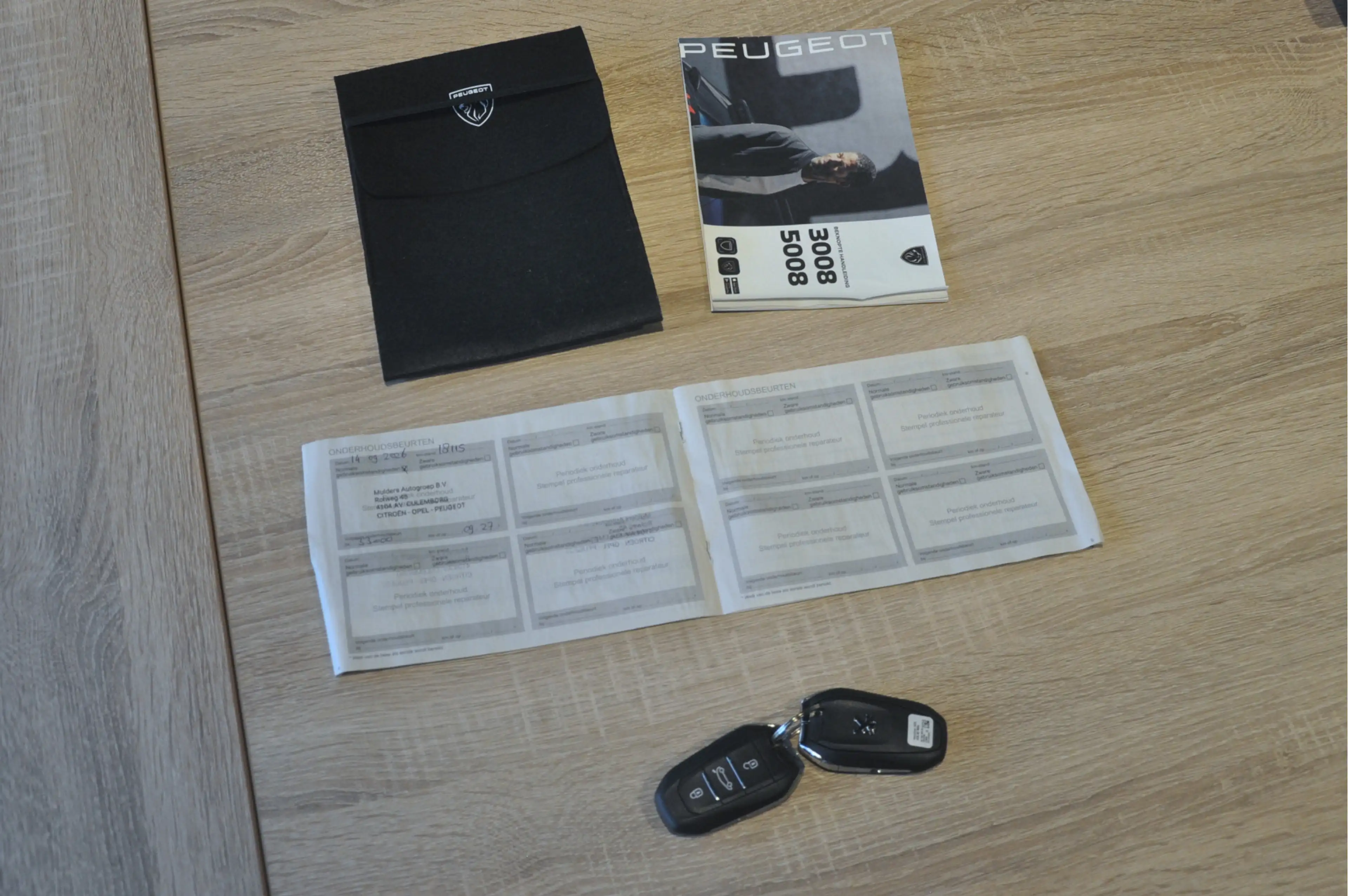 Peugeot 3008 1.2 PureTech 130 PK GT | Panoramadak | Black Pack — photo 4