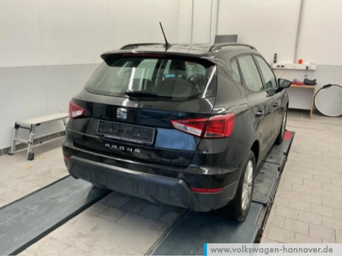 SEAT Arona 1.0 TSI DSG Style LED SHZ Kamera PDC ACC Schwarz - 2