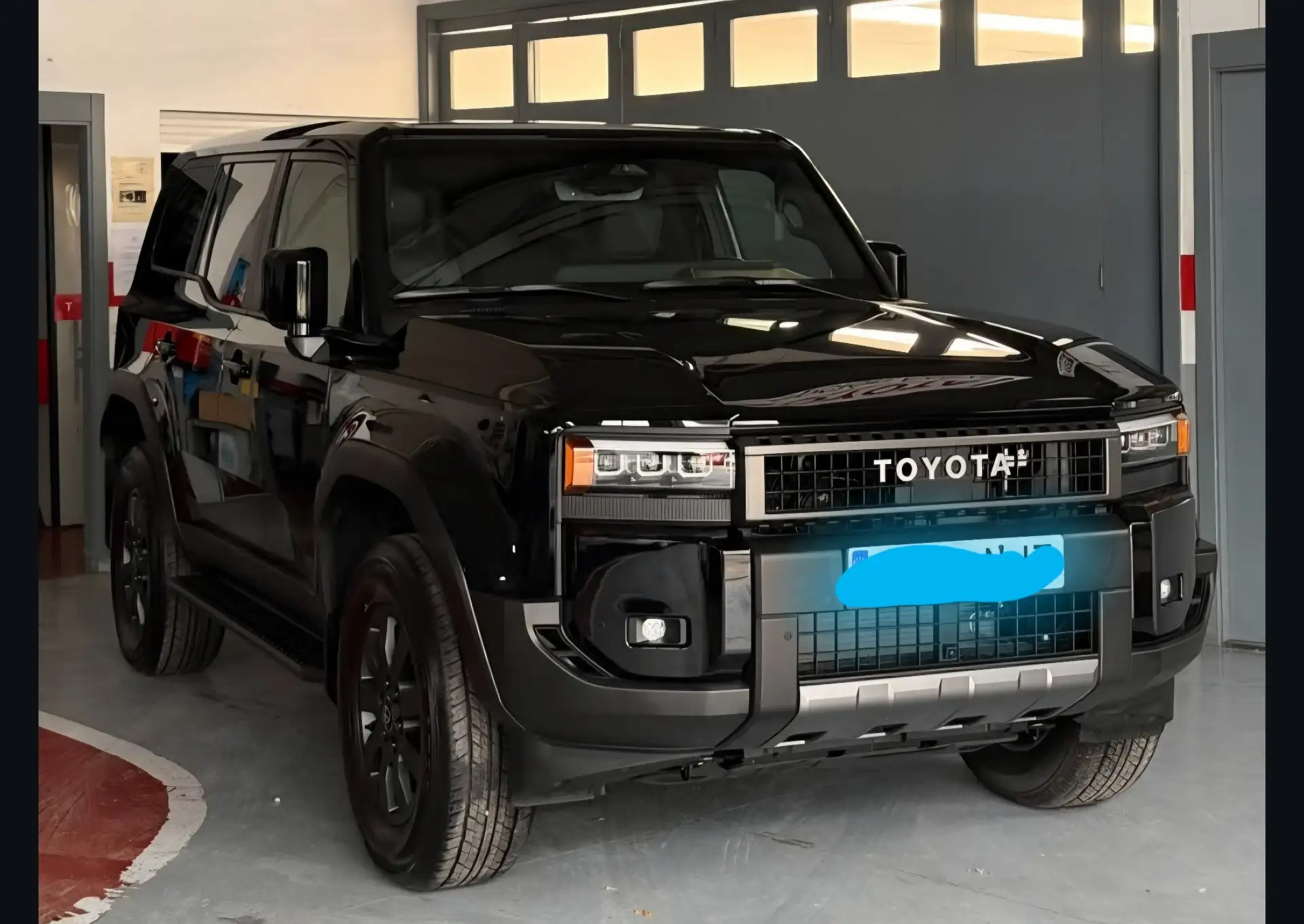 Toyota Land Cruiser 2.8 2026 블랙 사진 1