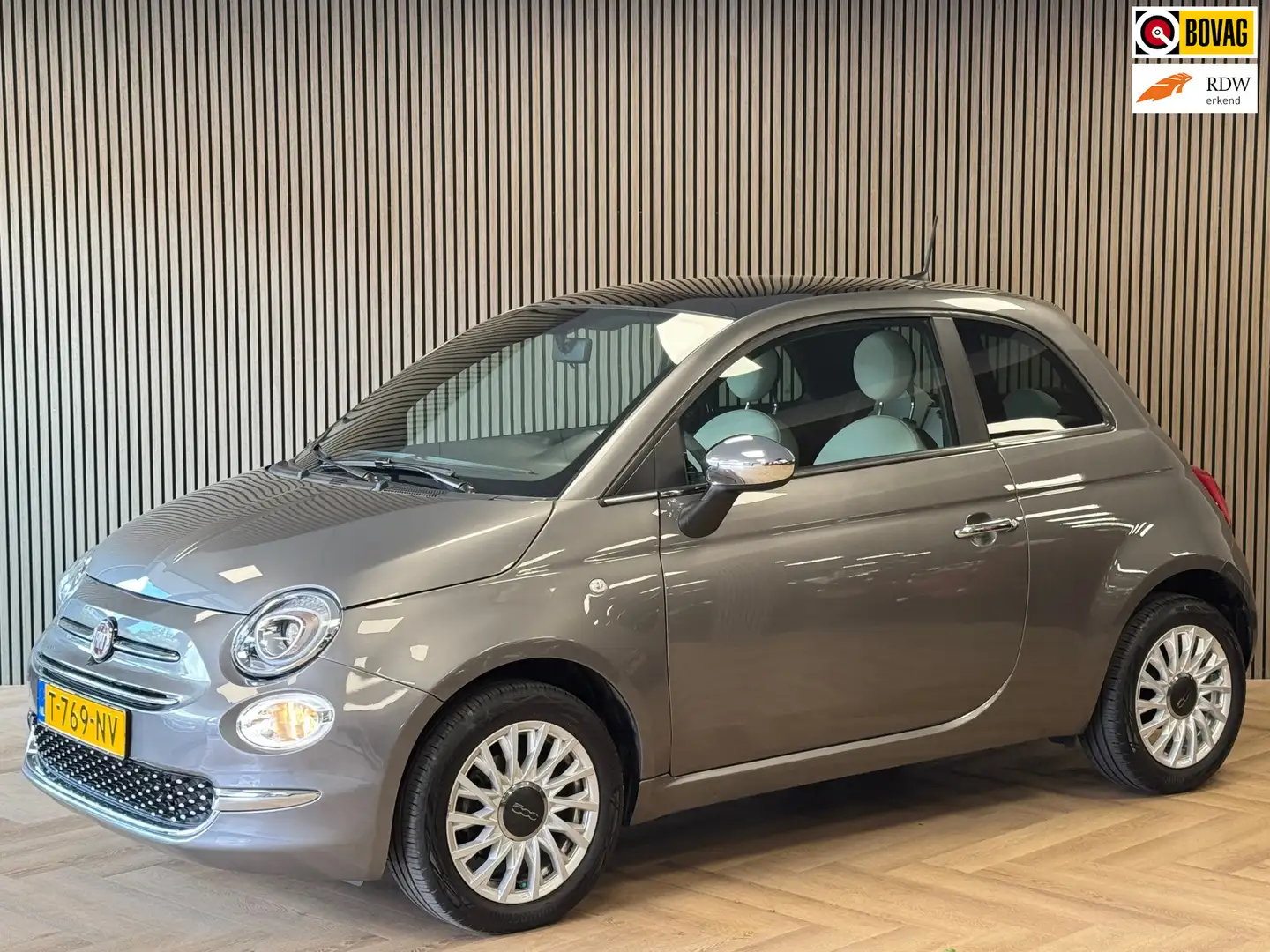 Fiat 500 1.0 Hybrid Dolcevita PANORAMADAK APPLE CARPLAY AIR Grijs - 1