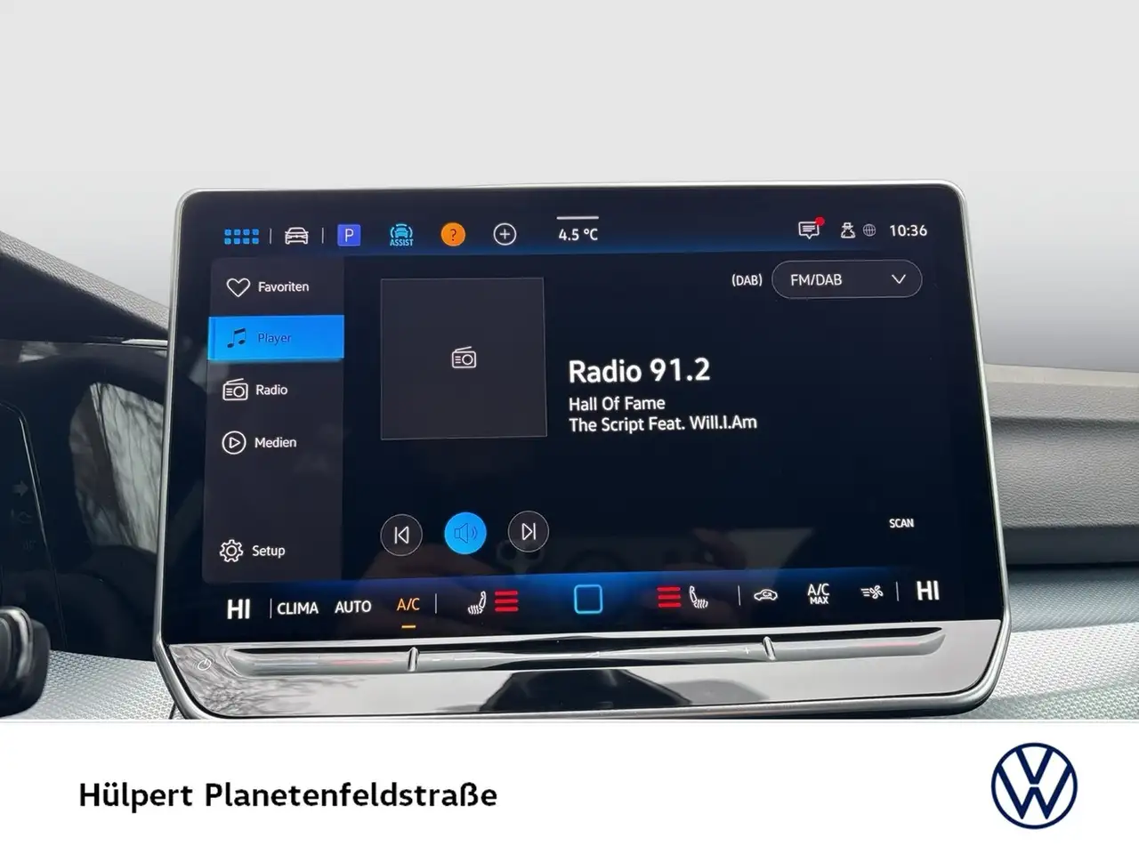 Volkswagen Golf VIII 1.5 eTSI GOAL FACELIFT ACC CARPLAY ALU 11