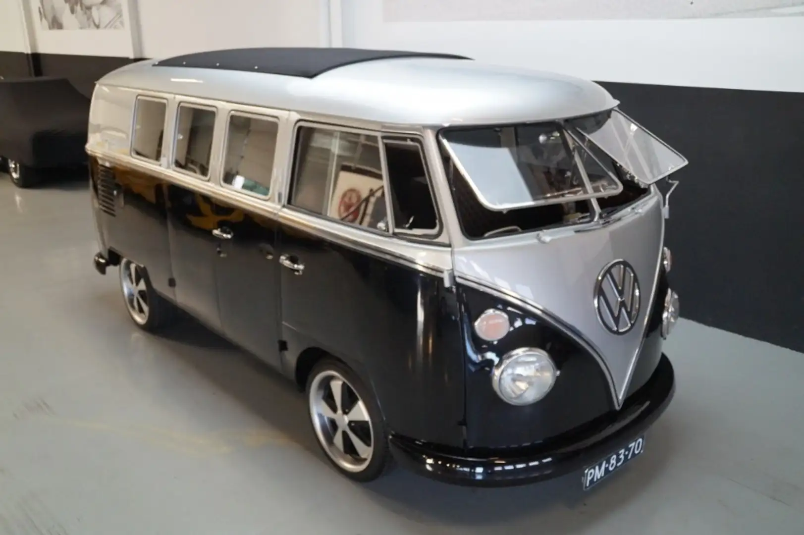 Volkswagen T1 TOP restomod (1967) Plateado - 2