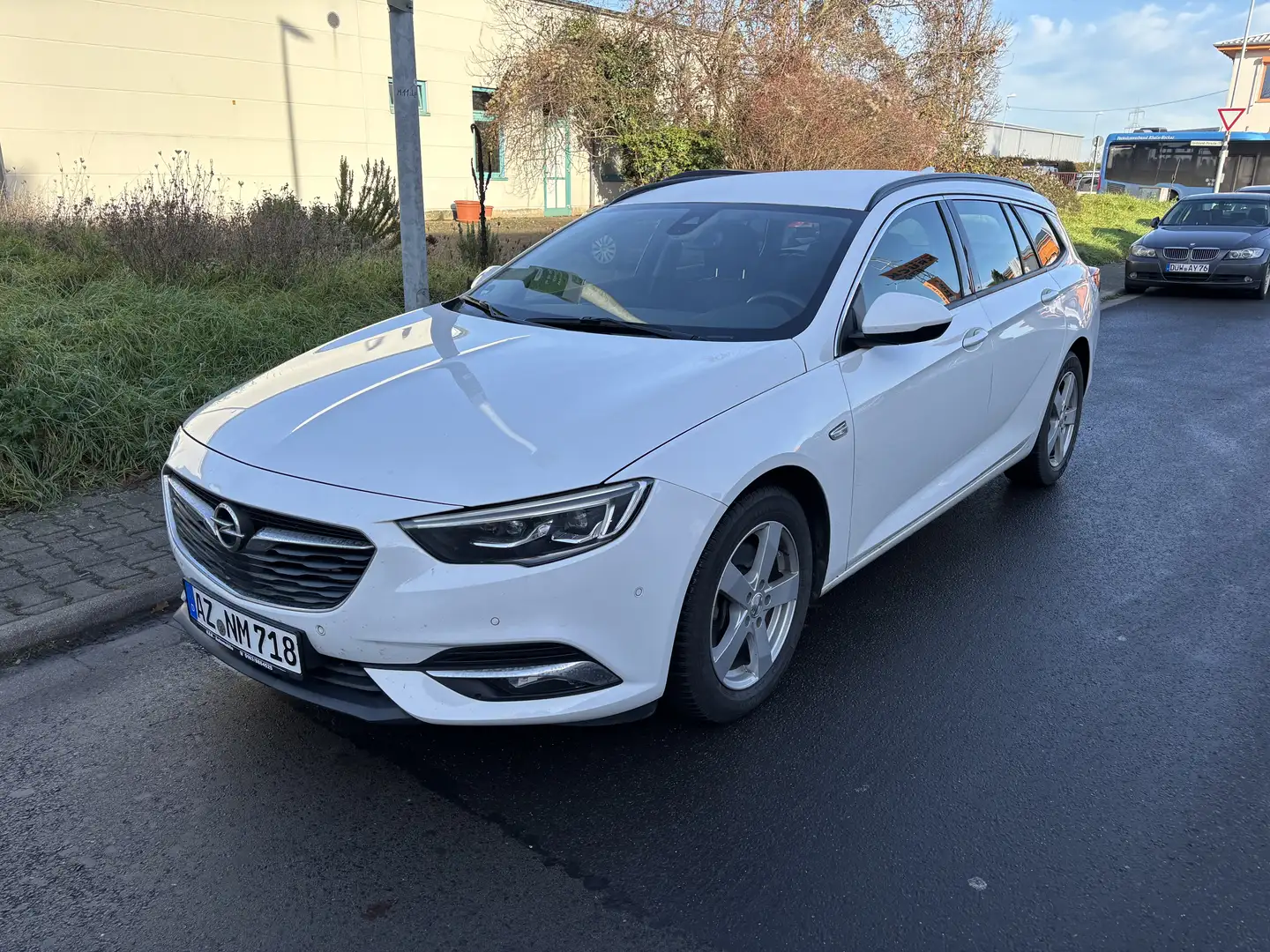 Opel Insignia Business Edition Weiß - 1