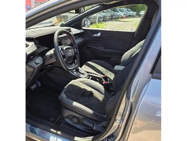 Ford Puma view 3